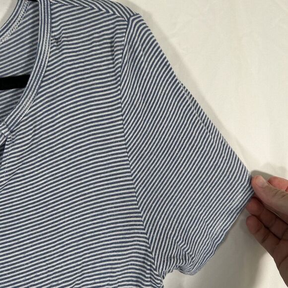 BKE Blouse Women's Small Blue Red Striped Vneck Short Sleeve Pullover - Picture 5 of 9